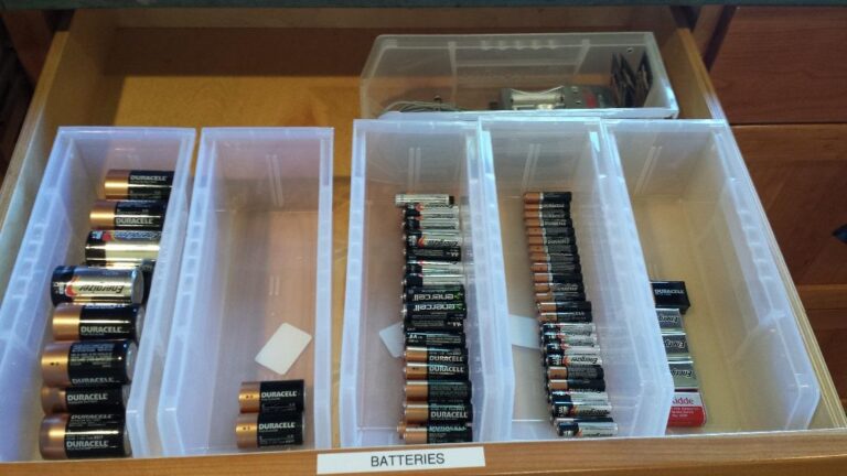 Safe Battery Storage Tips: How to Store Batteries Properly